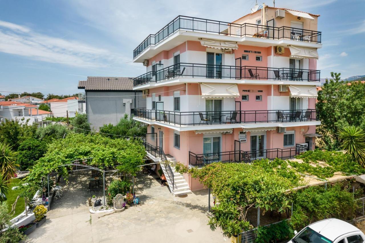 Ianos Apartments Potos Exterior foto